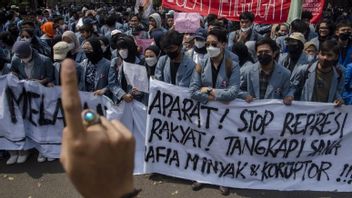 Respons Ridwan Kamil Atas Penyerangan Terhadap Ade Armando saat Demo 11 April