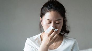 正常な鼻とポリップの違いを知っている、症状は通常の鼻水に似ています