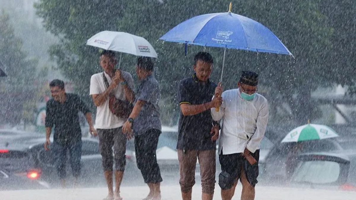 Mayoritas Ibu Kota Provinsi Diprakirakan Hujan pada 18 September