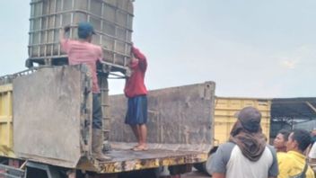 Polisi Sita 9 Ton Solar Oplosan di Ogan Ilir, Pemilik Masih Dicari