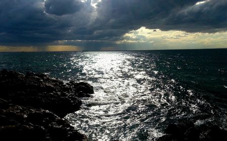 Heboh Waterspout di Perairan Banyuwangi