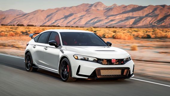 Persaingan Toyota GR Corolla dan Honda Civic Type R yang Mewarnai Pasar Otomotif Tanah Air