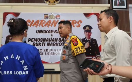 Polres Tangkap Perempuan Kurir Penyelundup Narkoba dalam Biskuit ke Lapas Mataram