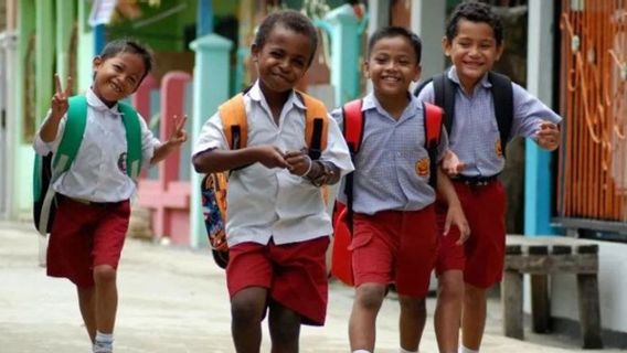 政府はユニセフと協力して子どもの権利の達成を加速します