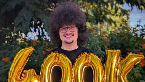 Suporter Buat Nazar Tak Akan Potong Rambut Sampai Manchester United Menang Lima Kali Beruntun