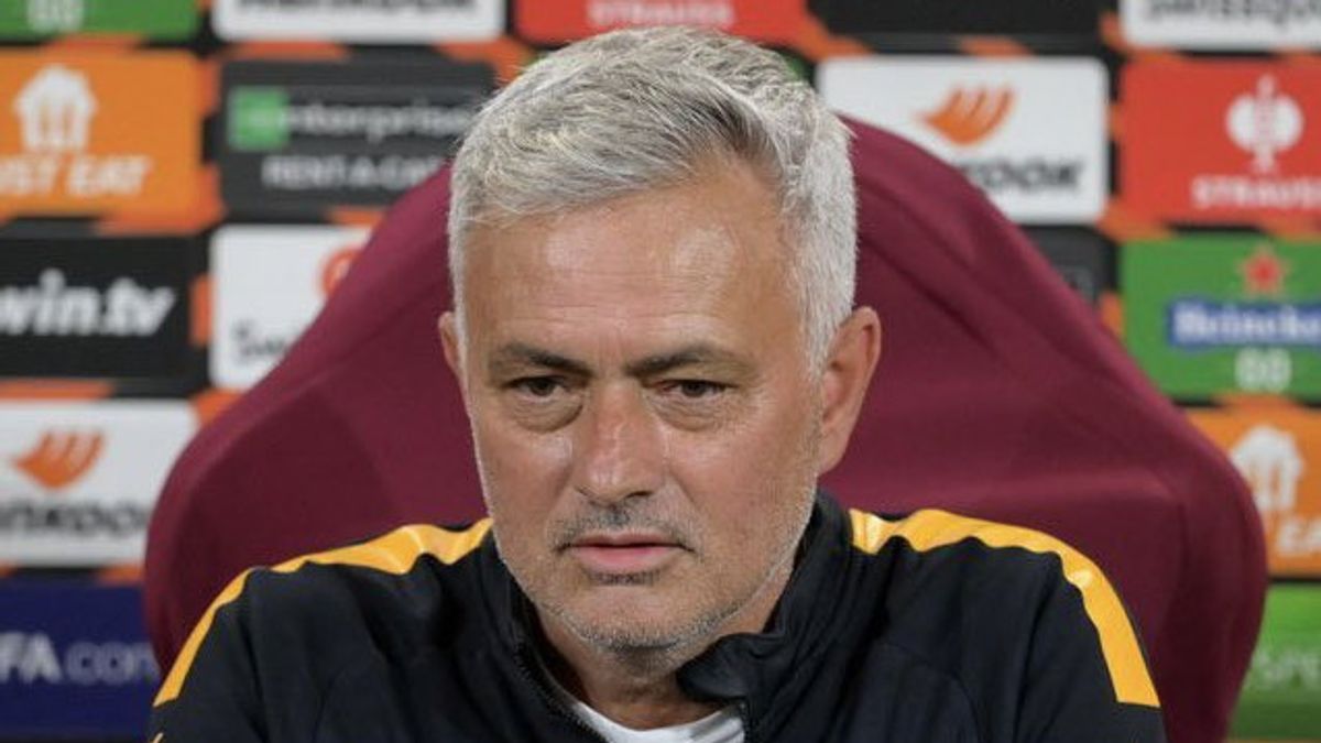 Jose Mourinho's Ambition Of Versus Sevilla's Struggle In The Europa League