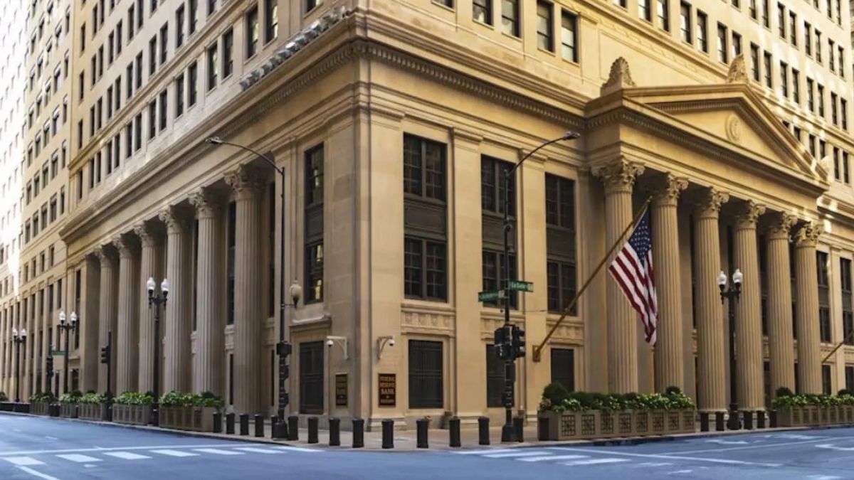 US National Holiday Celebrates Thanksgiving Today, A Number Of Public Services Closed