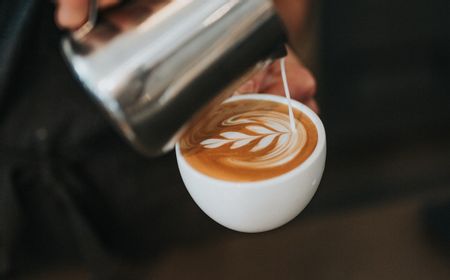 Enam Kunci Sukses UKM Kelola Bisnis Kedai Kopi Menurut Kemenkop