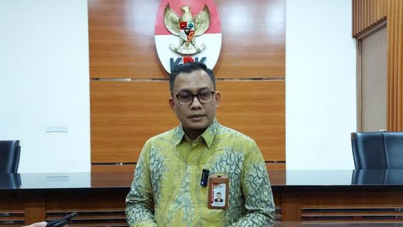 KPK Auctions Prada Bags To IPhone Rampasan Former Regent Of Purbalingga Tasdi And Bekasi