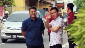 Ade Bhakti 'Semarang' Uploads Video With Gibran: Kalem, Calm, Control