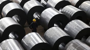 工业大臣阿古斯·古米旺很高兴，木樽的钢铁老板通过拉贾·帕克西山扩大了1万亿印尼盾