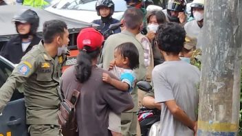 Pengamen Kerap Forcing In Braga Bandung Diciduk, Dijeloskan Ke Dinas Sosial Jika Berulah Lagi