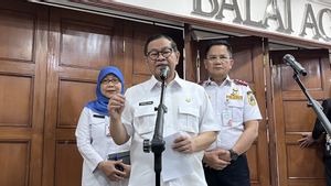 Tekan Kendaraan Pribadi Masuk Jakarta, Pramono Minta Kepala Daerah Bodetabek Siapkan Park and Ride 