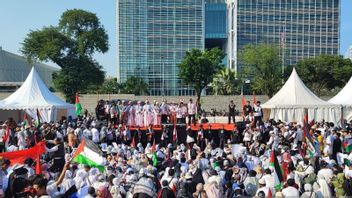 Massa Gelar Aksi Bela Palestina di Depan Kedubes AS 