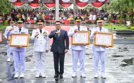 Lima Provinsi Terima Penghargaan EPPD dari Kemendagri