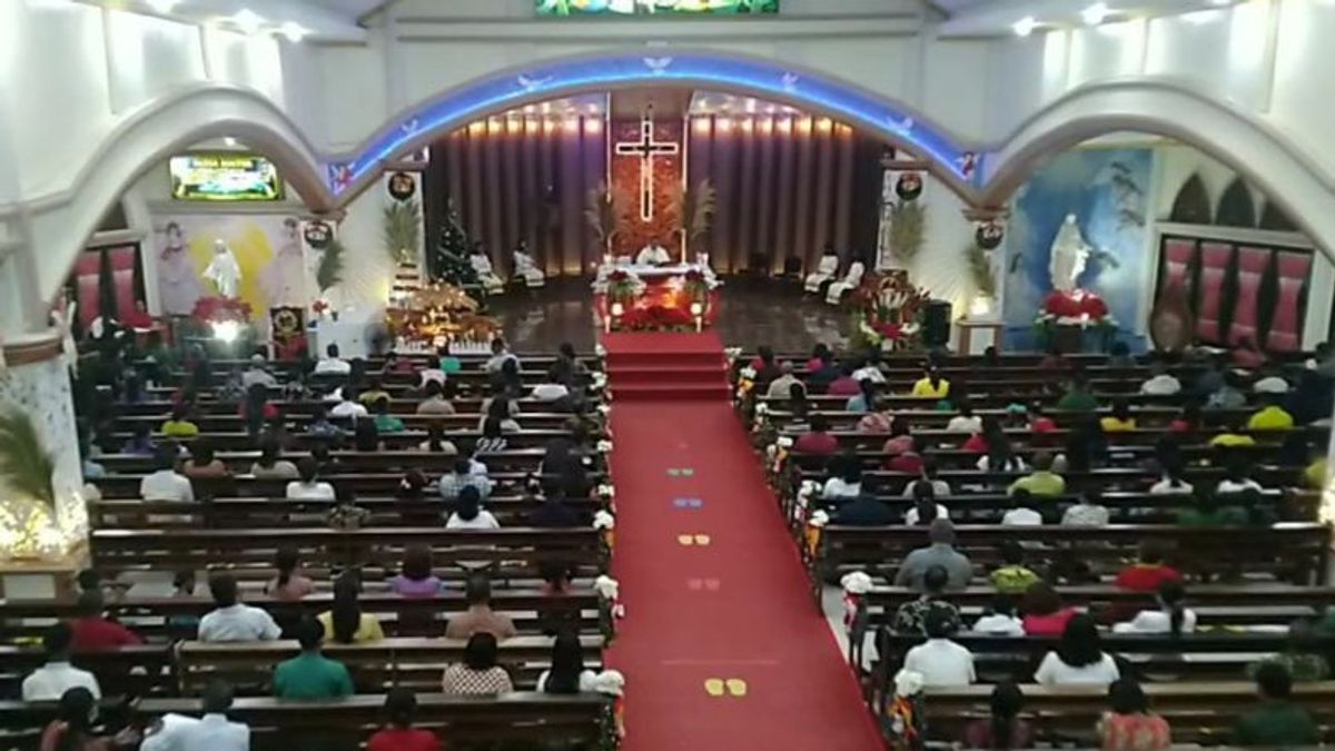 Hujan Deras dan Angin Kencang Terjang Kupang saat Malam Natal