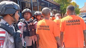 Police Set 5 DPO Cases Of The West Trans Papua Road Blockade