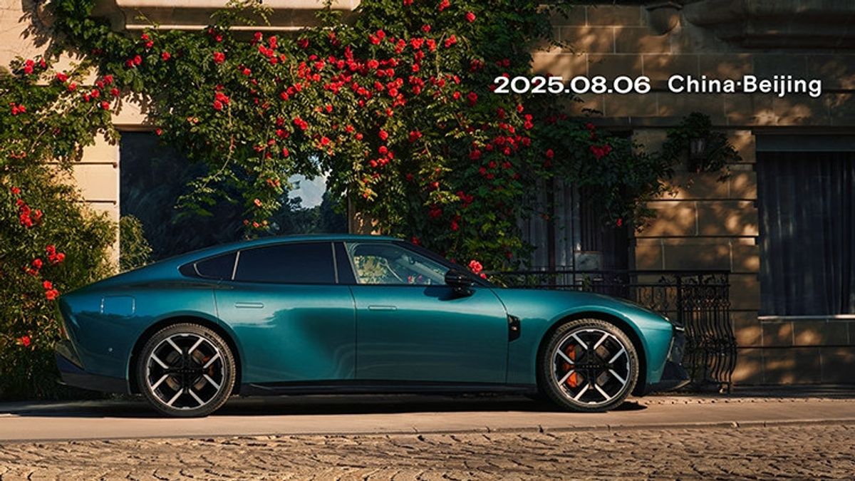 Dirancang Desainer Prancis, XPeng P7 Terbaru Meluncur 6 Agustus Mendatang