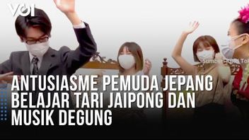 VIDEO: Japanese Youth Learn Indonesian Culture, Jaipong And Gamelan Dance