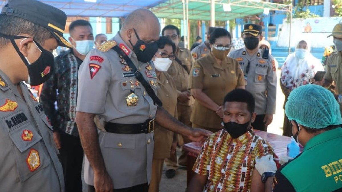 التطعيم لا يزال الحد الأدنى للسكان الأصليين بابوا ، وهذا هو ما تقوم به TNI - الشرطة