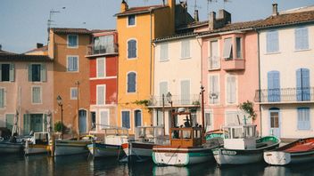 450 000 foyers dans le sud de la France sans électricité après le passage de l'ouragan Nils