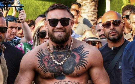 Dilempar Topi oleh Penggemar, Connor McGregor Mengamuk Saat Rayakan Pesta Ulang Tahun Mewah di Ibiza