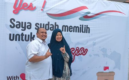 Ketua DPRD Kota Bogor Boyong Istri dan Anaknya Gen Z Nyoblos di TPS