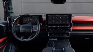 General Motors Bakal Hilangkan Apple CarPlay dan Android Auto dari Mobilnya, Kenapa?