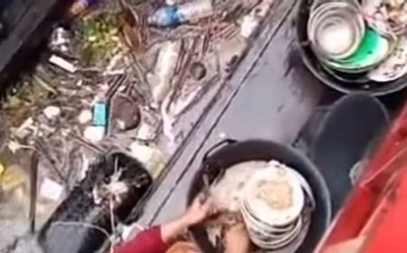 Viral Diduga Tempat Makan Cuci Piring di Samping Sungai Kotor, Begini Tanggapan Dokter