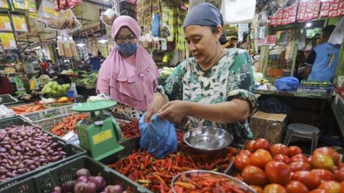 قبل شهر رمضان، وزارة التجارة تحافظ على إمدادات واستقرار أسعار المواد الغذائية الأساسية