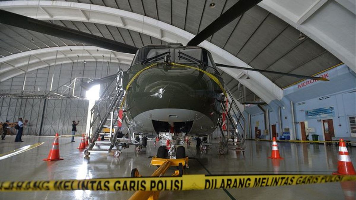طلب من AGUS Supriatna السابق في KSAU أن يثبت في المحكمة ما إذا كانت تهم شراء طائرة هليكوبتر AW-101 غير لائقة