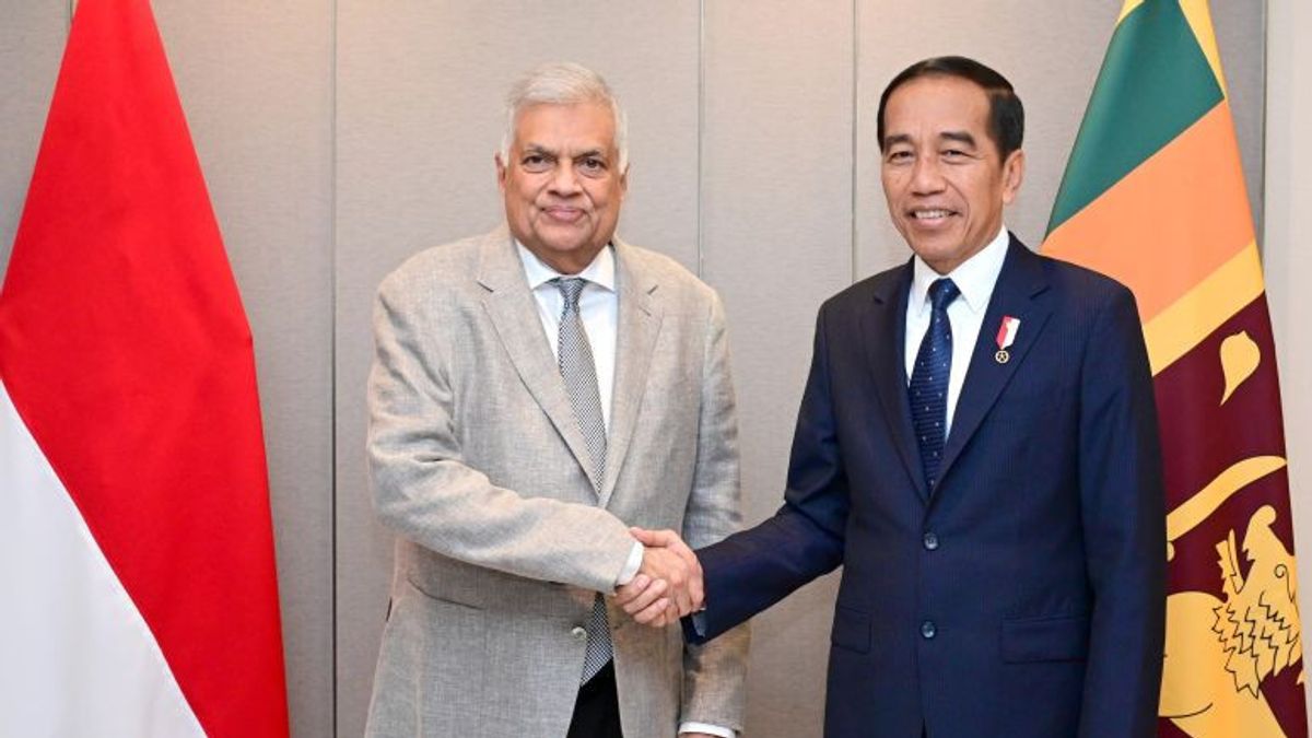 佐科威总统在中国会见了斯里兰卡总统,讨论加强合作