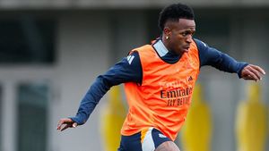 Real Madrid Suka Protes soal Wasit, Vinicius Ikutan meski Jelek dalam Disiplin
