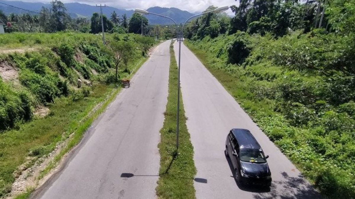 巴苏基部长提到了391个区域道路处理包,价值9.19万亿印尼盾