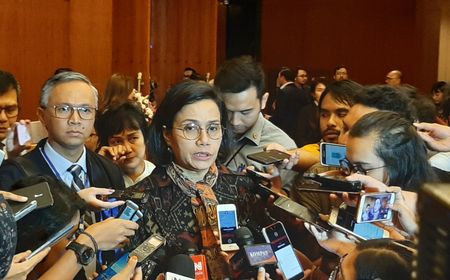 Defisit APBN Melebar Karena COVID-19, Sri Mulyani Wacanakan Pangkas Gaji ke-13 dan THR ASN