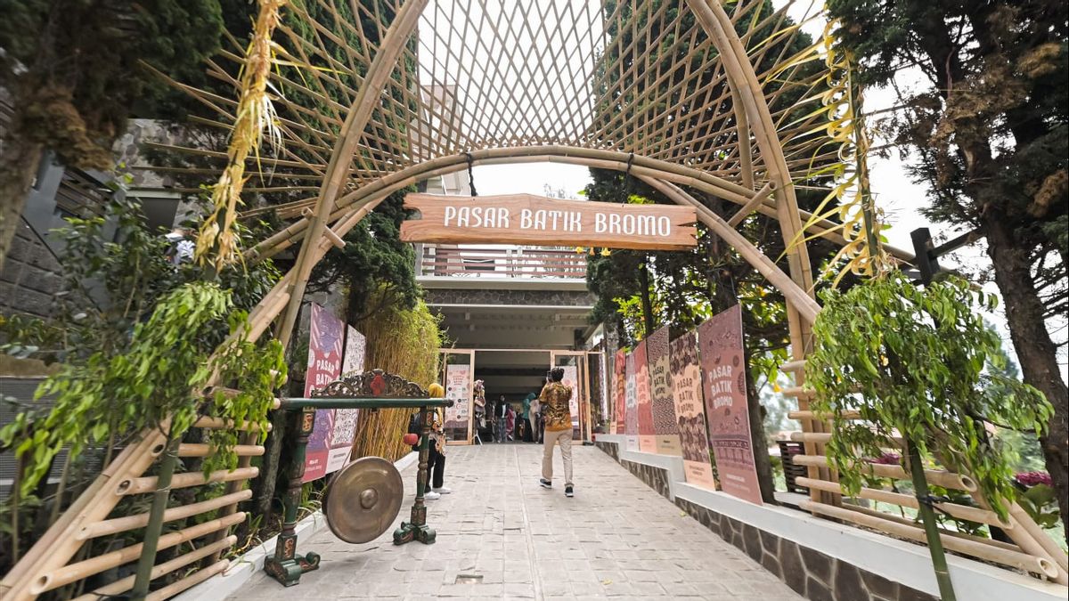Serunya Mengunjungi Pasar Batik Bromo di Tengah Kemeriahan Jazz Gunung Bromo 2023