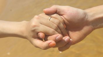 5 Penyebab Rasa Cinta pada Pasangan Mulai Berkurang, Pernah Mengalami?