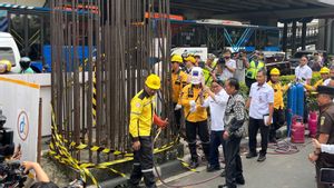 Pramono Perintahkan Anak Buah Percepat Pembongkaran Tiang Monorel di Rasuna Said 