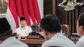 Prabowo Ungkap Ditantang Makan Gratis Jika Ekonomi RI Tumbuh 8 Persen