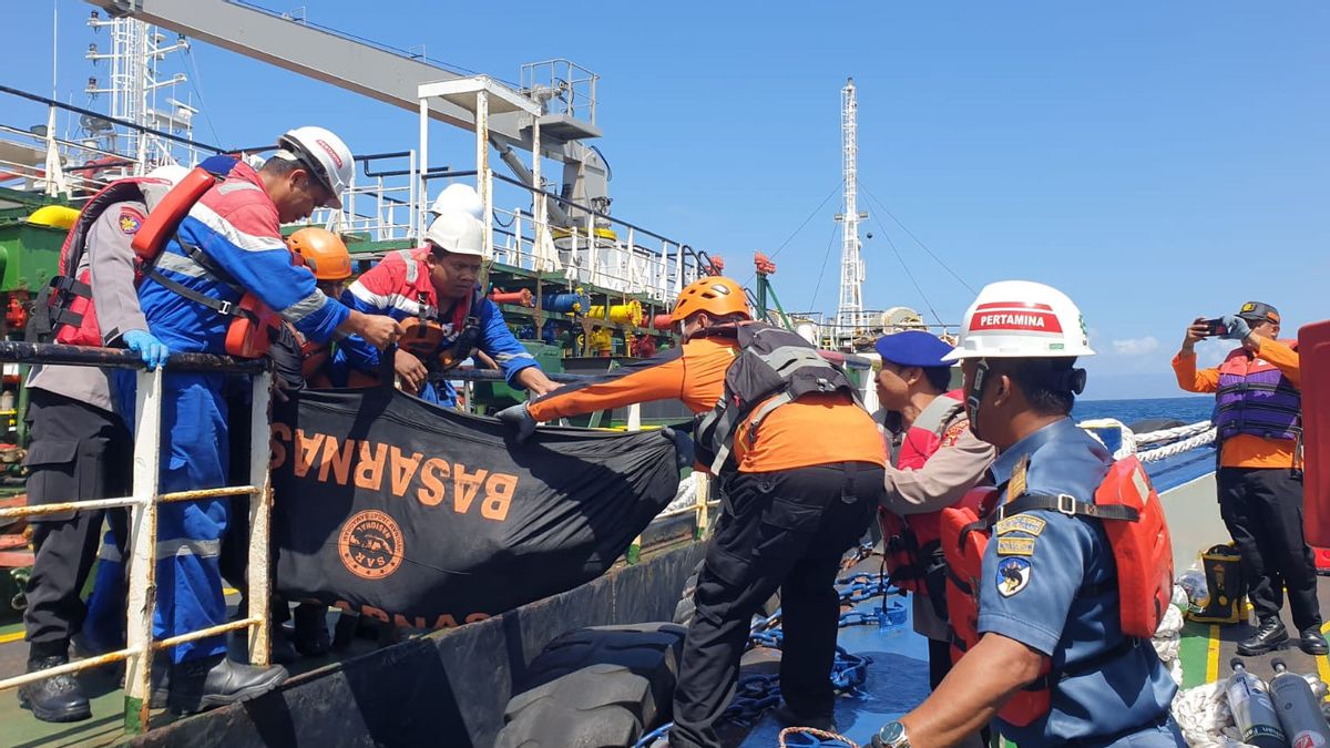 Les 15 équipages d’un navire de char incendié dans les eaux de Bali sont soignés dans plusieurs hôpitaux