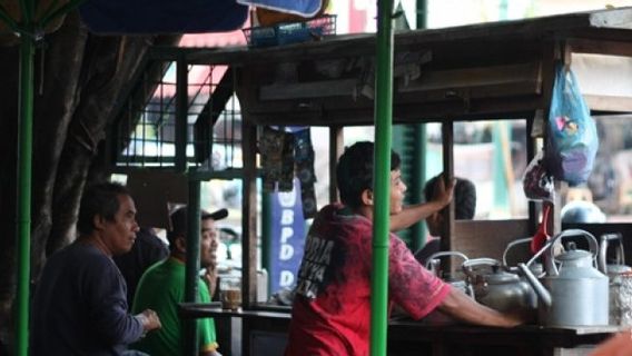 Wali Kota Solo soal Jateng di Rumah Saja: Solo Tak Pernah Tidur, Pedagang HIK Nasi Kucing Biarkan Jualan