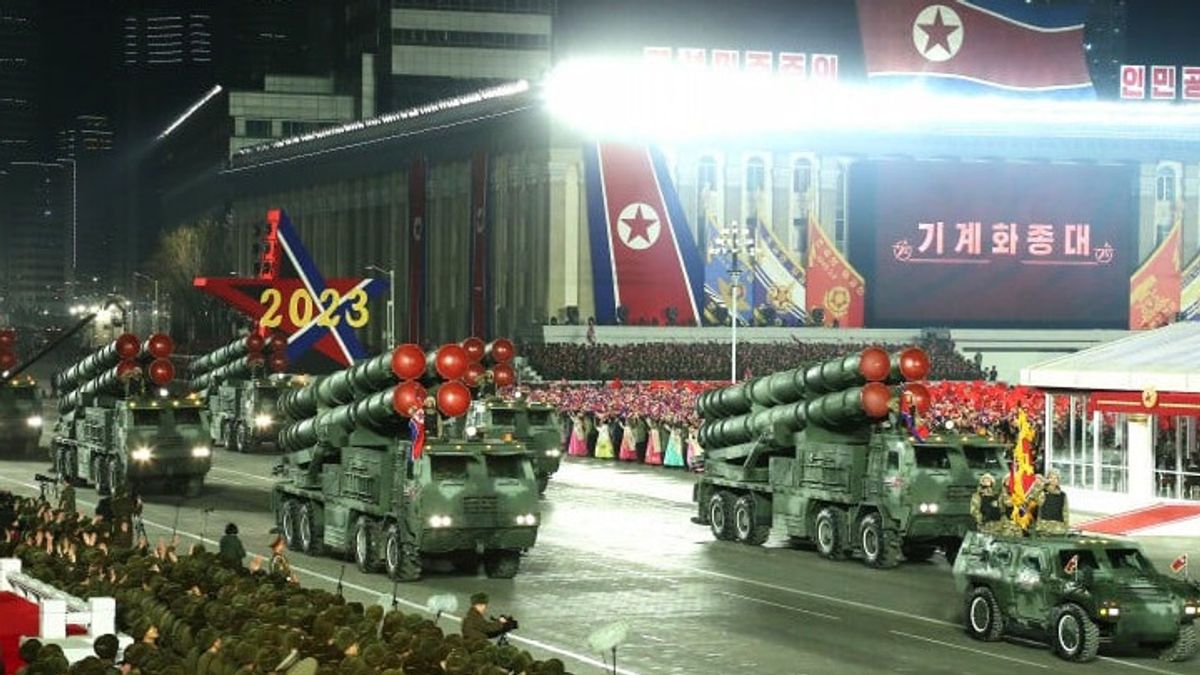 Bukan Cuma Pamer Rudal Nuklir, Korea Utara Juga Kasih Unjuk Pasukan Khusus dan Alusistanya