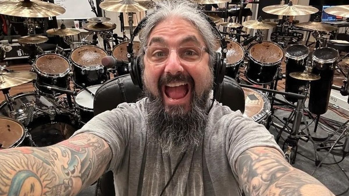 Mike Portnoy Has Completed Recording Of Dream Theater's New Album