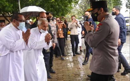 Cek Pengamanan Bersama Banser, Kapolri Listyo Jamin Perayaan Paskah di NTT Aman