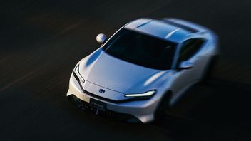 Honda Prelude Repeats Success With Request To Soar Eight Times