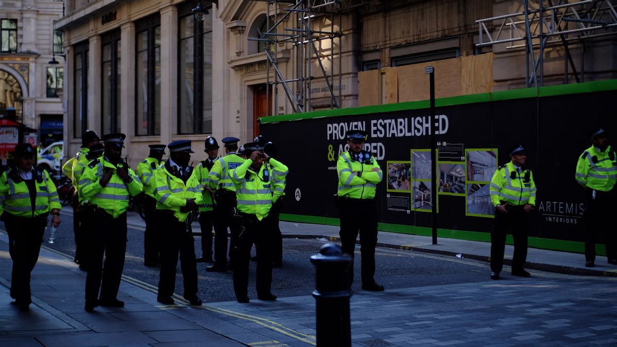 Le Premier ministre britannique assure la préparation de la police à la lutte anti-musulmane et anti-immigrants