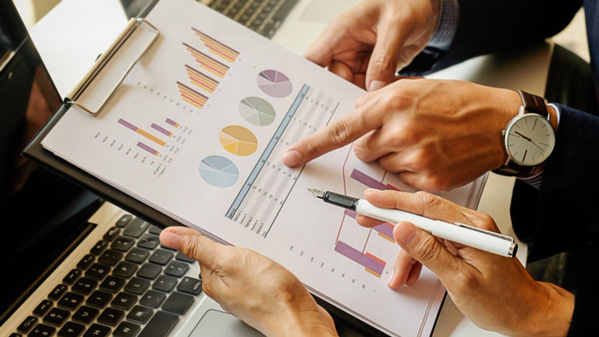 Characteristics Of The Mixed Economy System: Here's An Explanation, Lacks And Excess