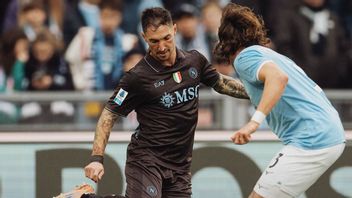 Napoli Naik ke Peringkat Dua Usai Kalahkan Sembilan Pemain Lazio