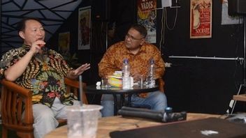 テグー・サントーサが北朝鮮で再び飛ぶインドネシアの国旗を歓迎