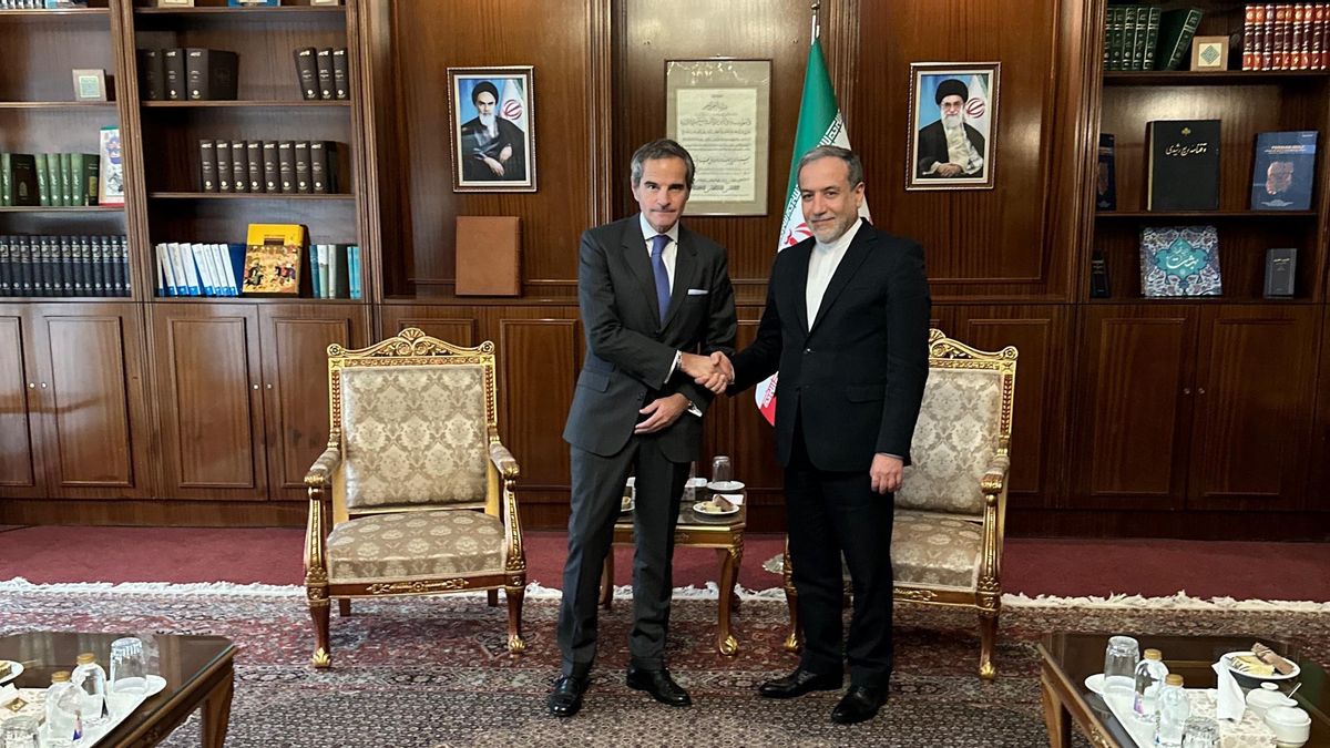 Grossi Bilang Inspeksi IAEA untuk Lindungi Fasilitas Nuklir Iran dari Serangan